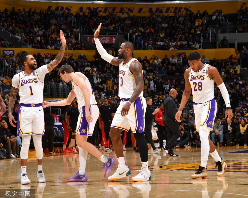 列表现却让 列表现却让