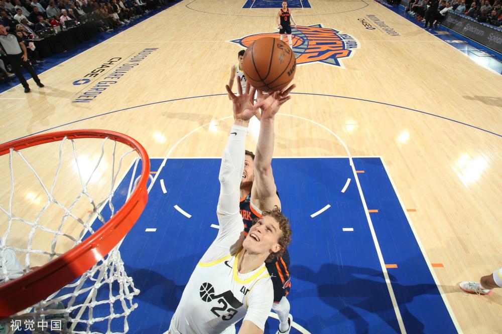 国游泳的实 国游泳的实